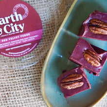 Load image into Gallery viewer, Red Velvet Fudge