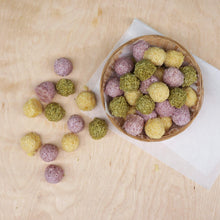 Load image into Gallery viewer, Lemon Drop Macaroons